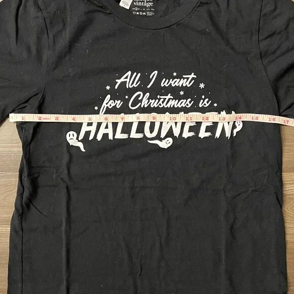 Unique Vintage T-Shirt Women's Small Black with White Letters and Ghosts - Picture 2 of 5